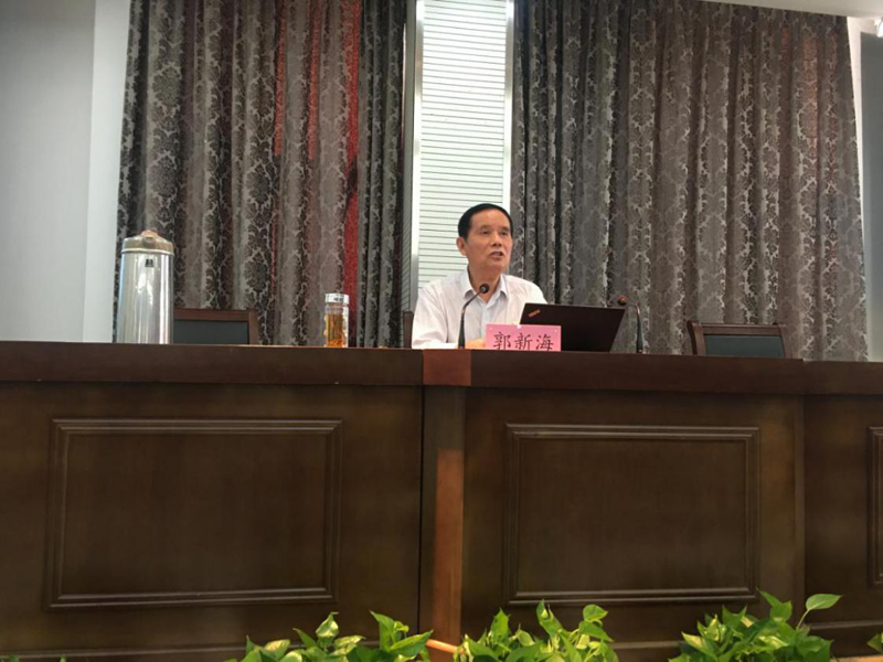 2020年9月27日,由北京國醫(yī)械華光認證有限公司(簡稱CMD)舉辦、我公司協(xié)辦的《醫(yī)療器械生產(chǎn)企業(yè)高層管理人員法規(guī)培訓(xùn)班》在我公司學(xué)術(shù)報告廳成功舉行。 圖片1.png 2020年8月10日,江蘇省藥品監(jiān)督管理局發(fā)布了“關(guān)于開展江蘇省醫(yī)療器械生產(chǎn)企業(yè)高層管理人員法規(guī)知識培訓(xùn)和考核的通告”。為進一步強化我省醫(yī)療器械生產(chǎn)企業(yè)法律意識和質(zhì)量意識,嚴格落實企業(yè)主體責任,提升企業(yè)管理水平,幫助企業(yè)高層管理人員開展法規(guī)學(xué)習,在新型冠狀病毒肺炎得到有效控制的情況下,CMD受江蘇省藥監(jiān)局委托在力博培訓(xùn)基地舉辦了此次培訓(xùn)班。 圖片2.png 本次培訓(xùn)由CMD專職講師郭新海為大家講解醫(yī)療器械生產(chǎn)相關(guān)的法規(guī)規(guī)章和規(guī)范性文件、淺析如何當好醫(yī)療器械組織管理者代表、及常見案例的分析。 圖片3.png 2018年8月,CMD與我公司合作建立了北京國醫(yī)械華光認證有限公司(江陰力博)培訓(xùn)基地。培訓(xùn)基地成立至今,已舉辦多次法規(guī)培訓(xùn)班,對促進地區(qū)醫(yī)療器械生產(chǎn)企業(yè)依國家法律法規(guī)實施生產(chǎn)經(jīng)營管理活動,培養(yǎng)醫(yī)療器械行業(yè)所需的緊缺人才起到了積極作用。